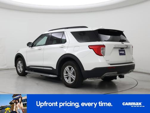 White 2020 Ford Explorer XLT