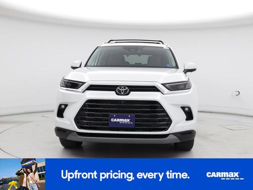 White 2025 Toyota Grand Highlander Platinum