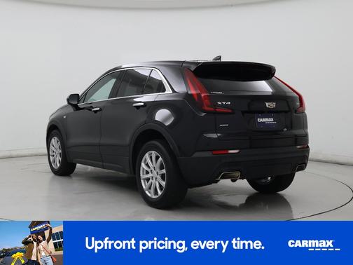 Black 2022 Cadillac XT4 Luxury