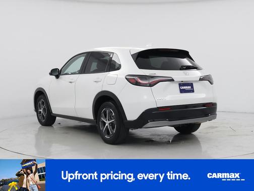 White 2024 Honda HR-V EX-L