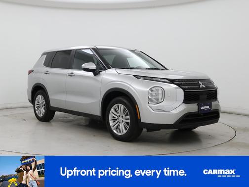 2022 Mitsubishi Outlander ES