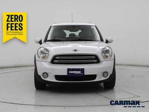 White 2016 MINI Countryman
