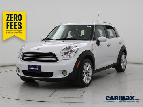 White 2016 MINI Countryman