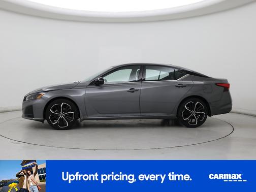 Gray 2024 Nissan Altima SR