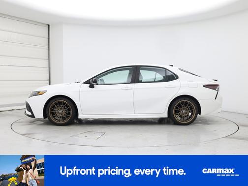 2023 Toyota Camry Hybrid SE Night Shade