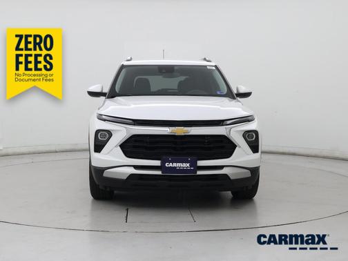 White 2025 Chevrolet Trailblazer LT