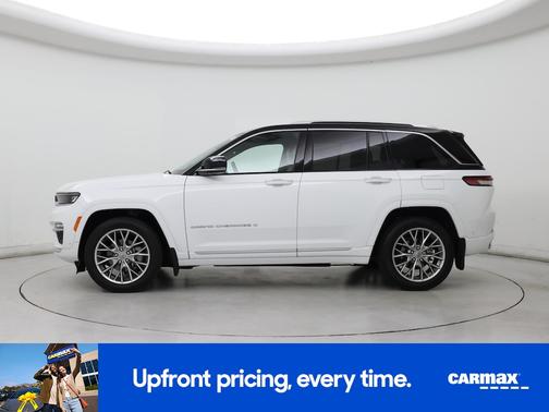 White 2022 Jeep Grand Cherokee Summit