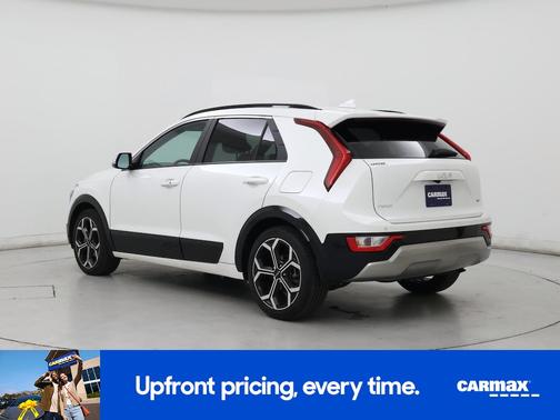 White 2024 Kia Niro EX Touring