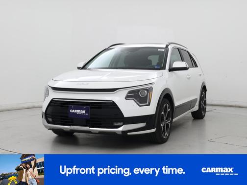White 2024 Kia Niro EX Touring