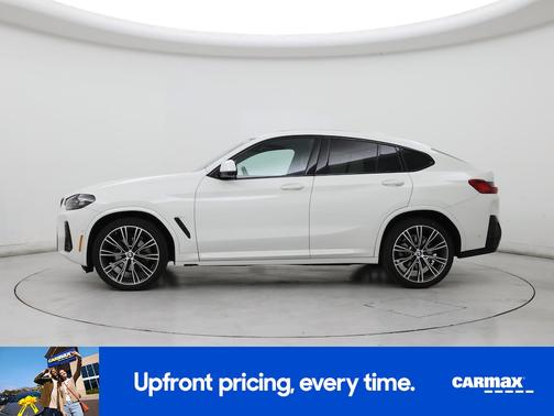 White 2025 BMW X4 XDrive30i