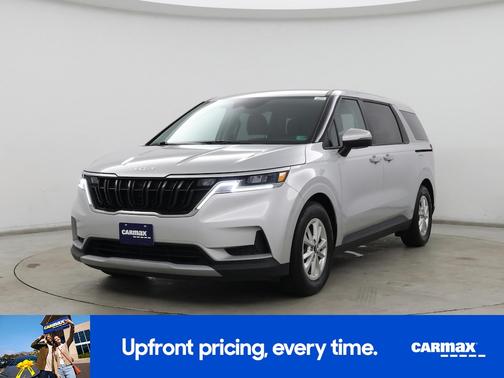 2023 Kia Carnival LX Seat Package