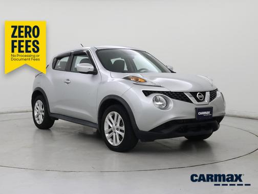 Silver 2016 Nissan Juke S