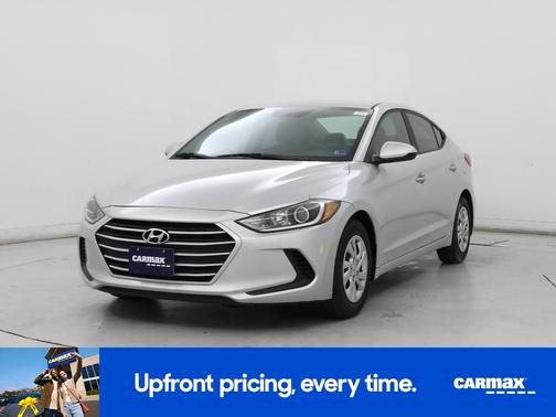 Silver 2018 Hyundai ELANTRA SE