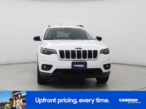 White 2023 Jeep Cherokee Altitude Lux