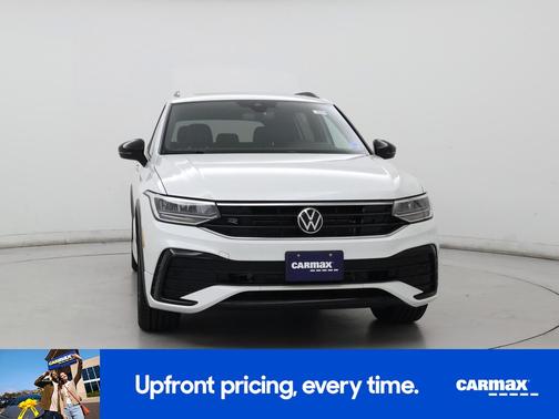 White 2023 Volkswagen Tiguan SE R-Line Black