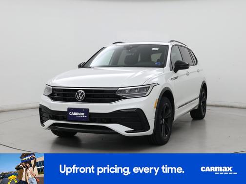 White 2023 Volkswagen Tiguan SE R-Line Black