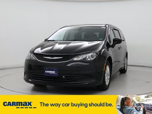 2017 Chrysler Pacifica LX