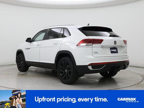 2022 Volkswagen Atlas Cross Sport SE w/Tech