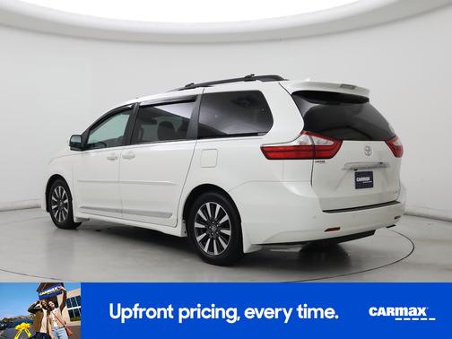 White 2019 Toyota Sienna Limited Premium
