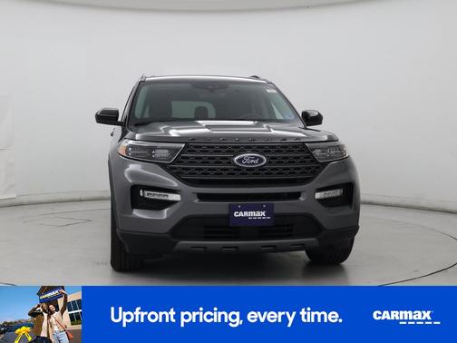 Gray 2022 Ford Explorer XLT
