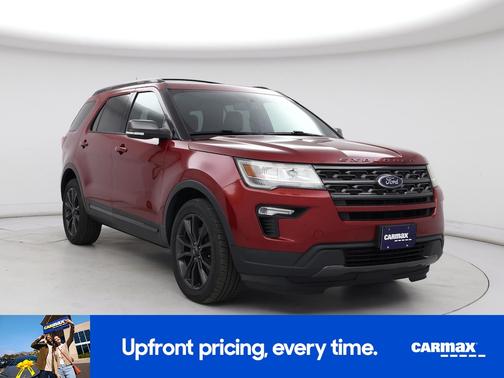 Burgundy 2018 Ford Explorer XLT