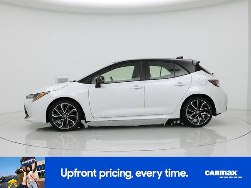 White 2022 Toyota Corolla Hatchback XSE