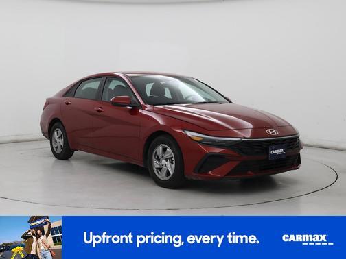 Red 2025 Hyundai ELANTRA SE