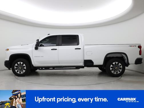 White 2025 Chevrolet Silverado 2500 Custom