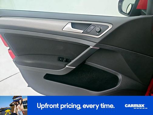 2017 Volkswagen Golf S