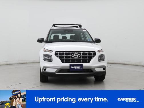 White 2023 Hyundai VENUE Limited