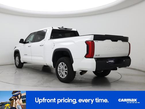 White 2025 Toyota Tundra SR5