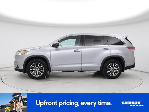 2016 Toyota Highlander LE