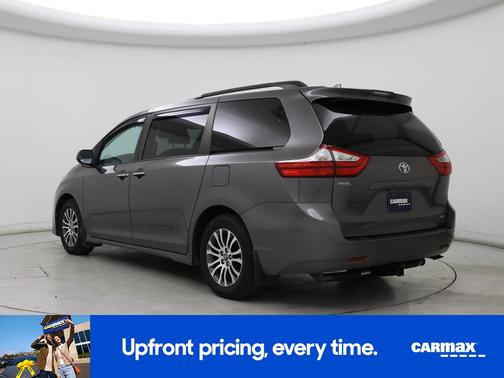 2018 Toyota Sienna XLE