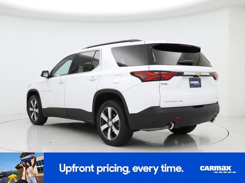 White 2023 Chevrolet Traverse LT Leather