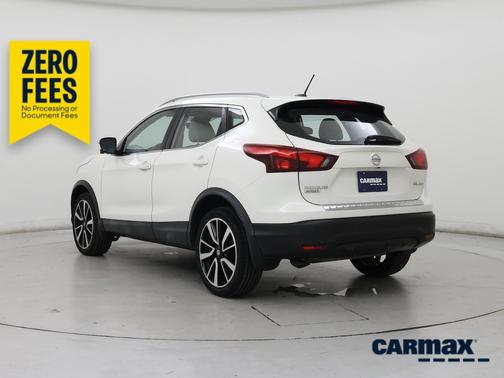 White 2018 Nissan Rogue Sport SL