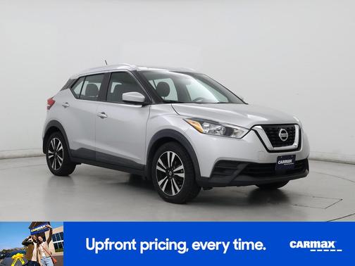 Silver 2020 Nissan Kicks SV