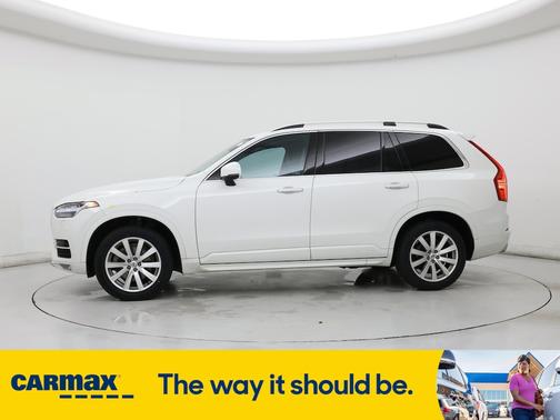 2018 Volvo XC90 T6 Momentum