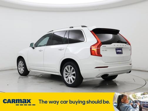 2018 Volvo XC90 T6 Momentum