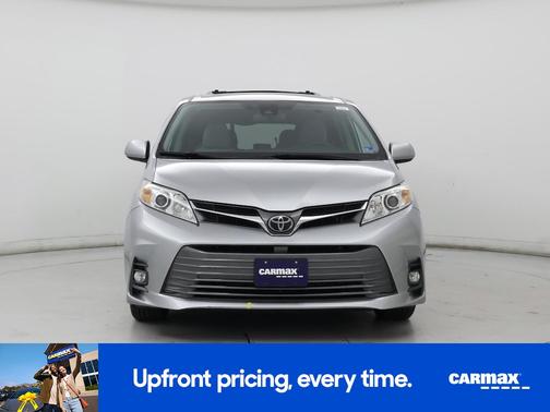 2020 Toyota Sienna XLE