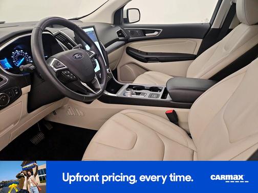 White 2021 Ford Edge Titanium