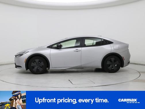 2025 Toyota Prius LE