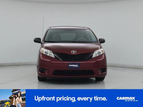 Red 2014 Toyota Sienna L