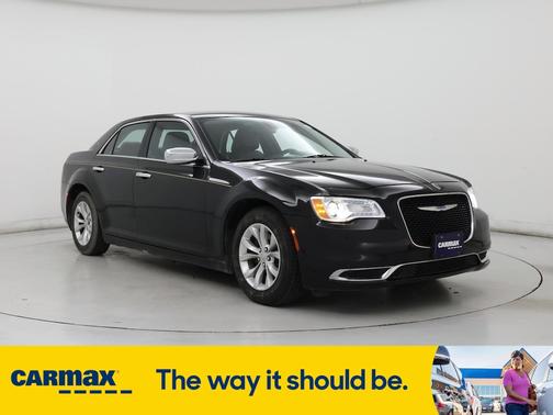 2016 Chrysler 300 Limited