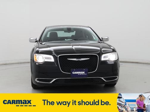 2016 Chrysler 300 Limited