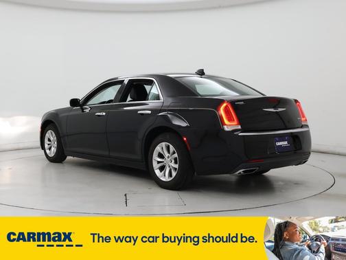 2016 Chrysler 300 Limited