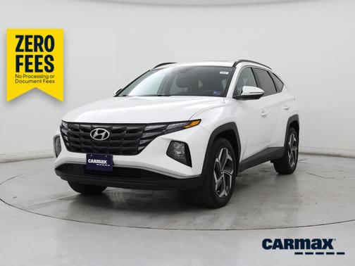 White 2023 Hyundai TUCSON SEL