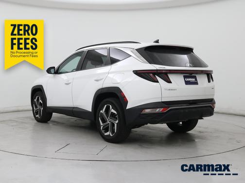White 2023 Hyundai TUCSON SEL