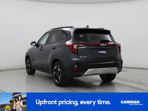 Gray 2025 Kia Seltos S