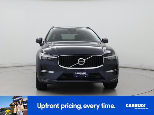 2022 Volvo XC60 B5 Momentum