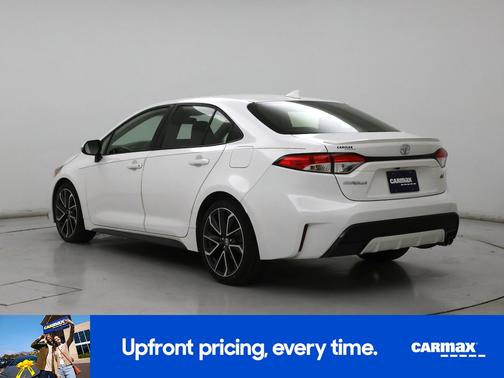 White 2022 Toyota Corolla SE